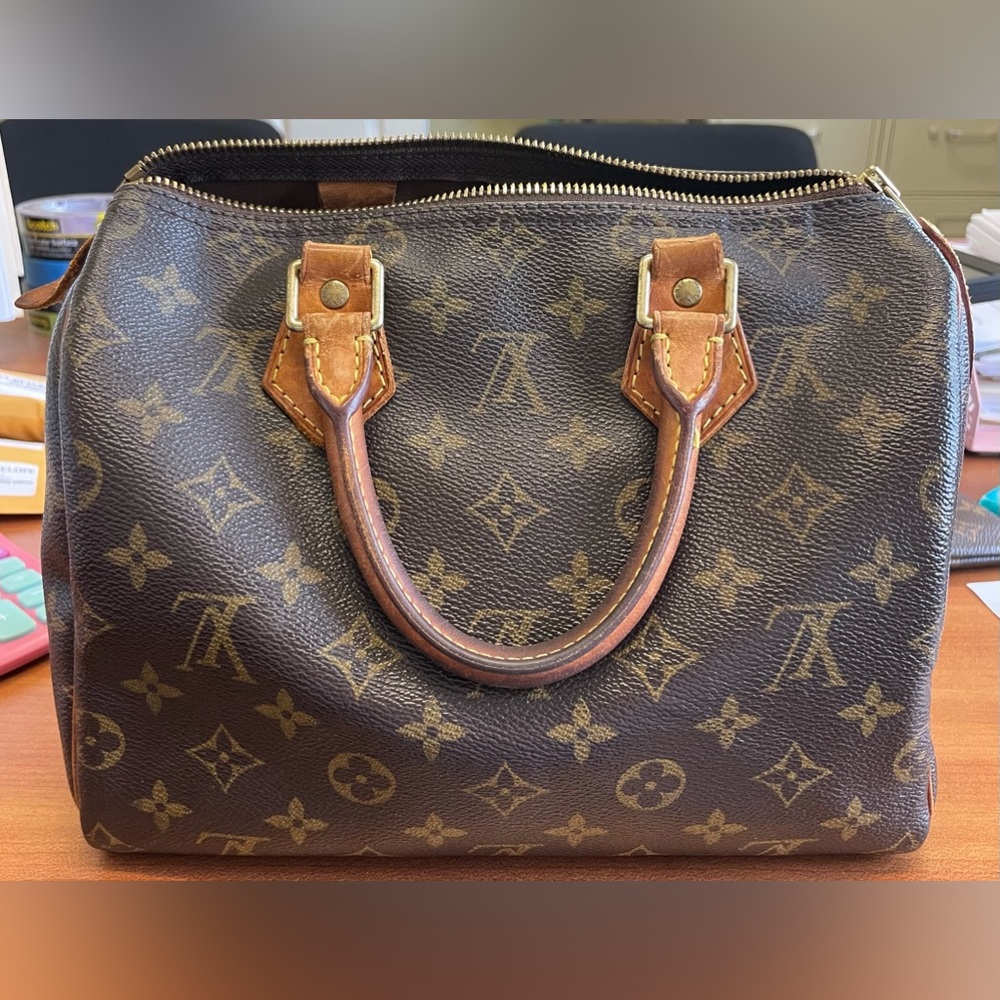 Louis Vuitton speedy 25